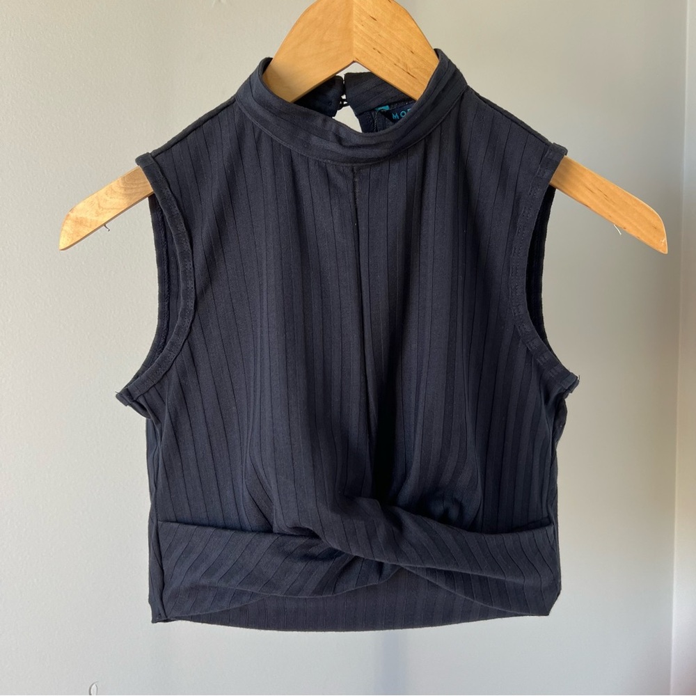 Navy Blue Turtle Neck Sleeveless Top. Size Small.